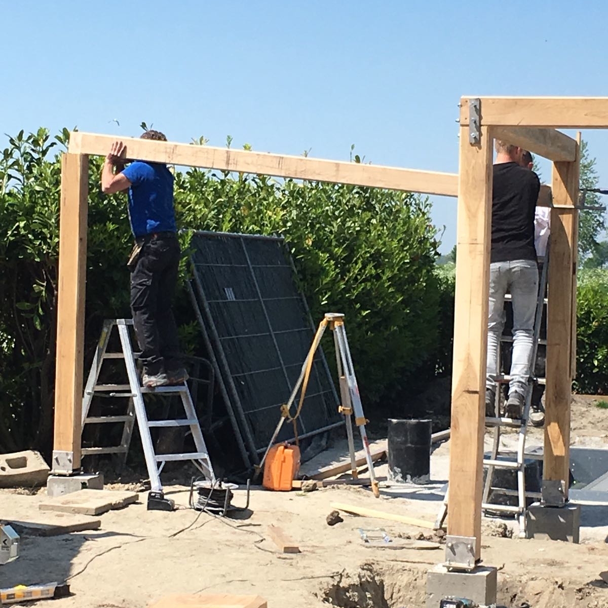 7e5d46e4-2721-40dc-9d70-01d5b5eaf3e4