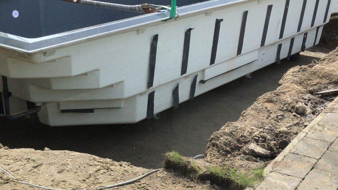 561F7000-501D-4FF7-AA74-D7B1C16248EE