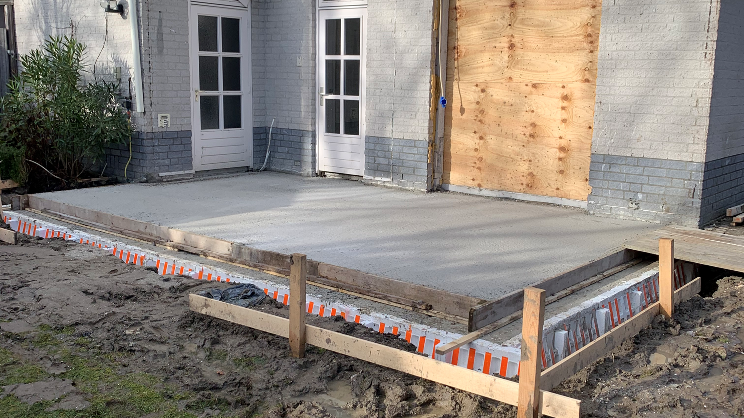 Aanbouw Arnold van lieropstraat met fundering